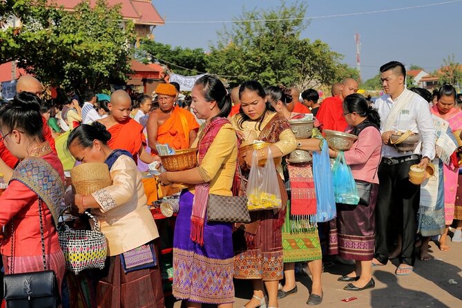 1-Day Vientiane City Adventure: Top Sights & Hidden Gems - Wat Si Muang and the final cultural stop