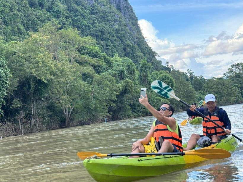 Day Trip Vientiane - VangVieng by Express Train - Tuk-tuks, station transfers, and the return trip