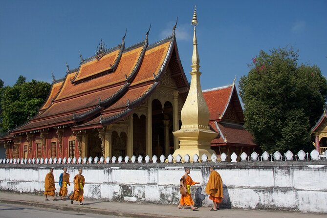 Full-Day Luang Prabang Highlights Tour Including Kuangsi Waterfall - Wat Xiengthong and Luang Prabang’s royal past