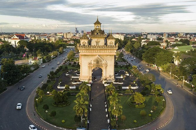 Guided Vientiane City and Buddha Park Full-Day Tour - Lunch at a local restaurant