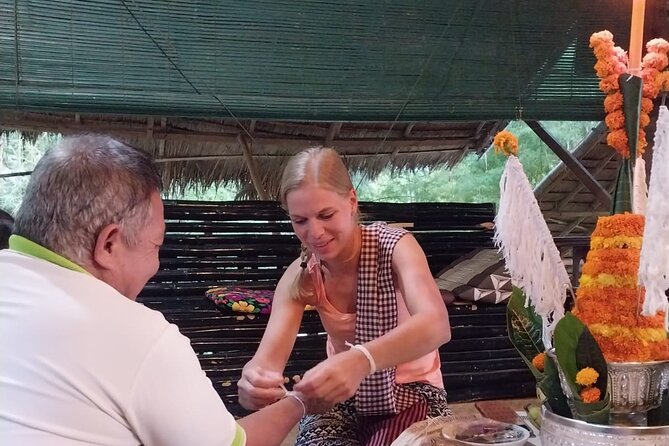 Home-cooked dinner & Baci ceremony with Villagers in Ban Nasang - Cooking a traditional Lao dinner outdoors