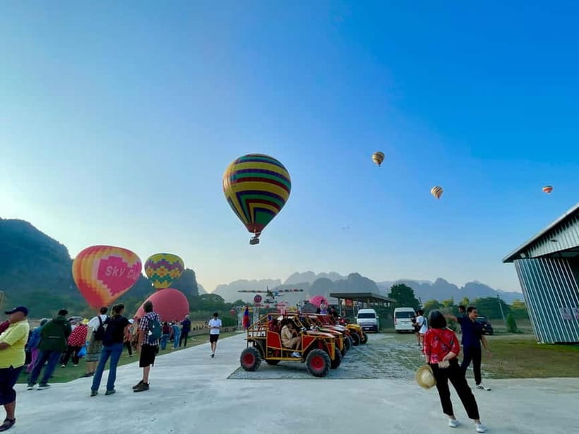 Hot Air Balloon in VangVieng pick up-drop off - Key points to know before you book