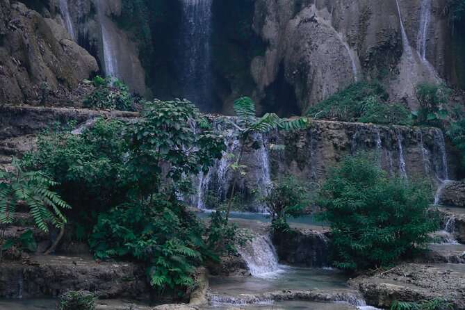 Laos Elephant Sanctuary keeper+ Kuangsi waterfall +Hmong village - Why guides make a difference on this long day