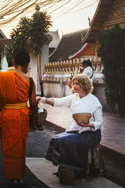 Luang Prabang: Almsgiving Ceremony Offering - What Tak Bat means in Luang Prabang