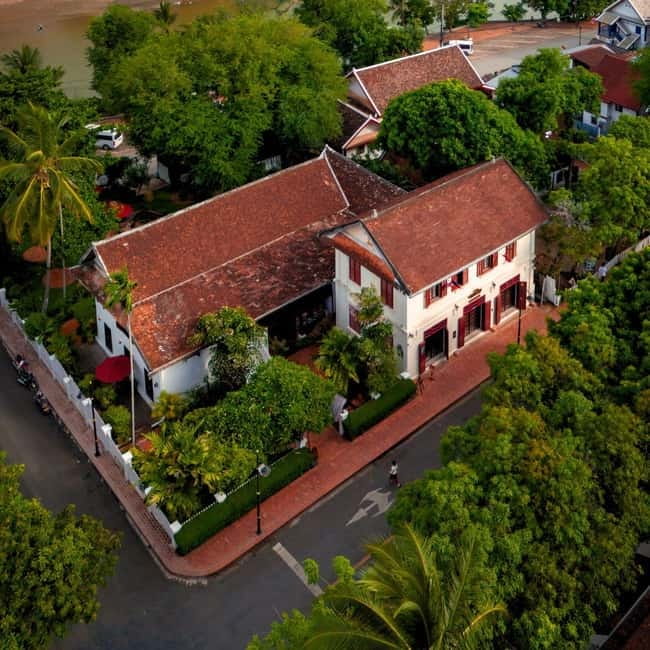 Luang Prabang: Audio-Guided City Tour in Electric Car - Why this short ride works in Luang Prabang