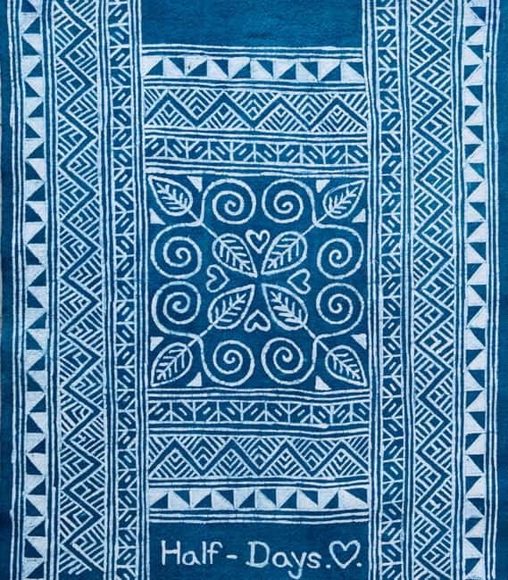 Luang Prabang: Hmong Batik Art Workshop - Arriving at Moon Love Batik beside Wat Sibounheuang
