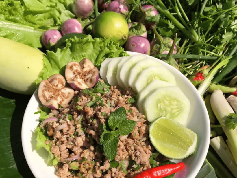 Luang Prabang: Mekong River Cooking Class with Hotel Pickup - The tuk-tuk ride and the cooking boat
