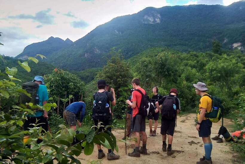 Luang Prabang: Mountain Trek & Local Villages Overnight Tour - Evening in a Khmu village