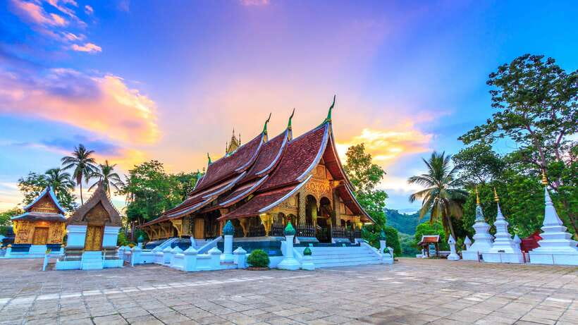Luang Prabang Private Full-Day Tour and Lunch - Wat Xiengthong and the city’s finest temple architecture