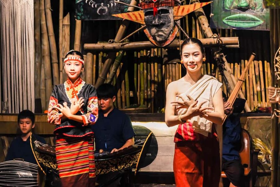 Luangprabang: Dinner with Lao Traditional Dance Performance - How the $50 price holds up