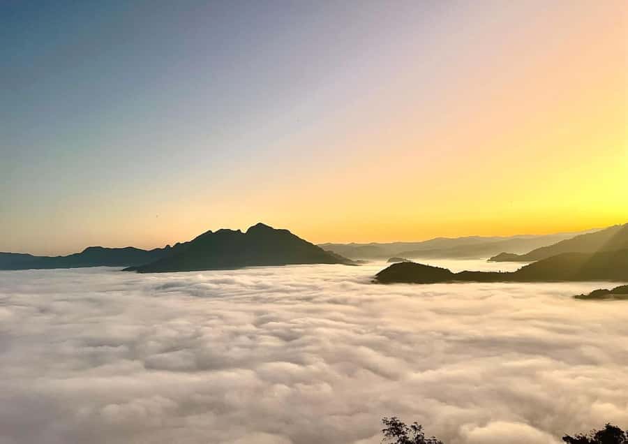 Overnight Camping At nong khiaw view point, 360 view - Dinner in the jungle, then a night under the stars
