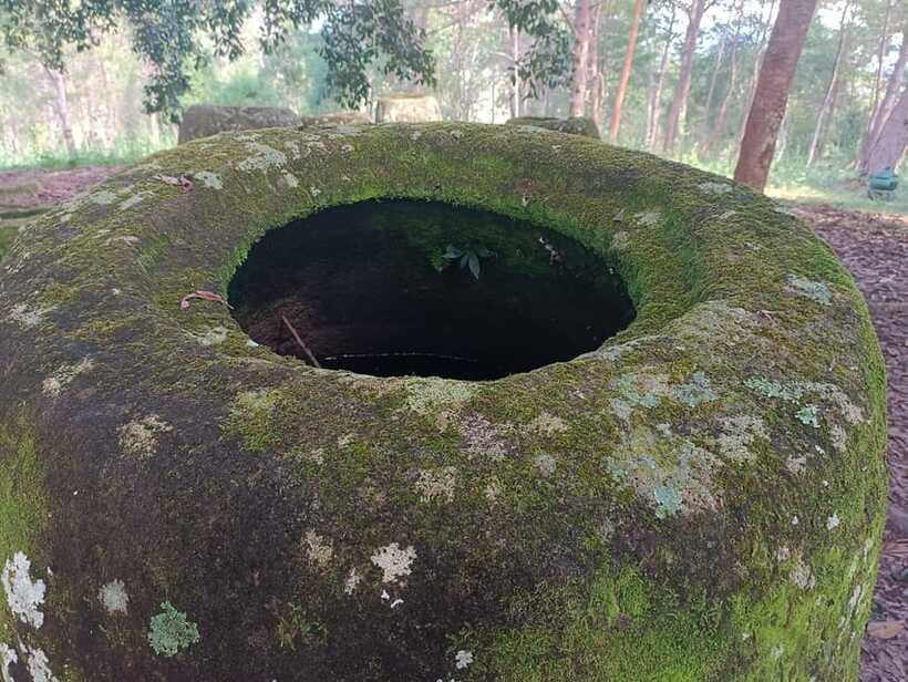 Plain of jars private tour - Site 3: a walk through the rice fields
