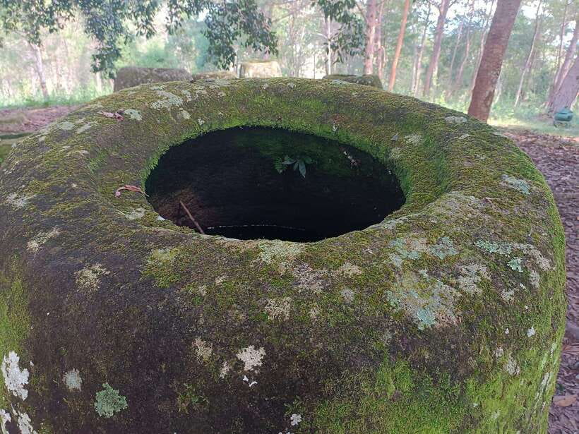 Plain of jars share group tour - Lunch at Lak Khai