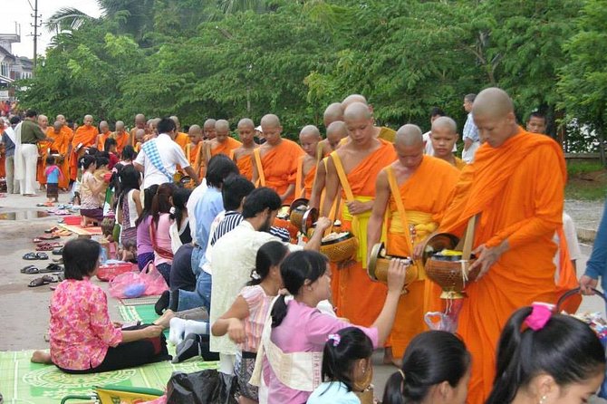 Private Tour: Half-Day City Tour of Luang Prabang - The Royal Palace Museum and Laos’ royal past