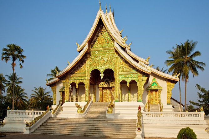 Private Tour: Half-Day City Tour of Luang Prabang - Wat Visoun and the 16th-century stupa