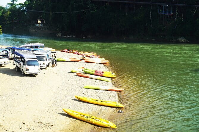 Private Tour Vientiane - VangVieng by Express Train - Tham Chang Cave and the water-cave portion