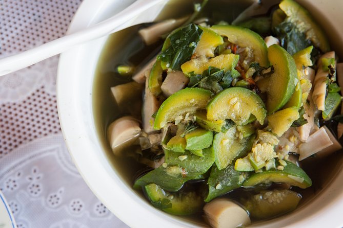 Traditional Market Tour and Private Laotian Cooking Class with a Local - Eating together after the lesson