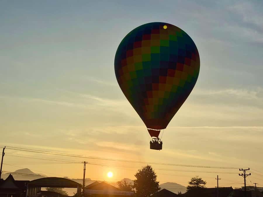 Vang Vieng: Climbing & Ballon (Departure from Vientiane) - From Vientiane to Vang Vieng