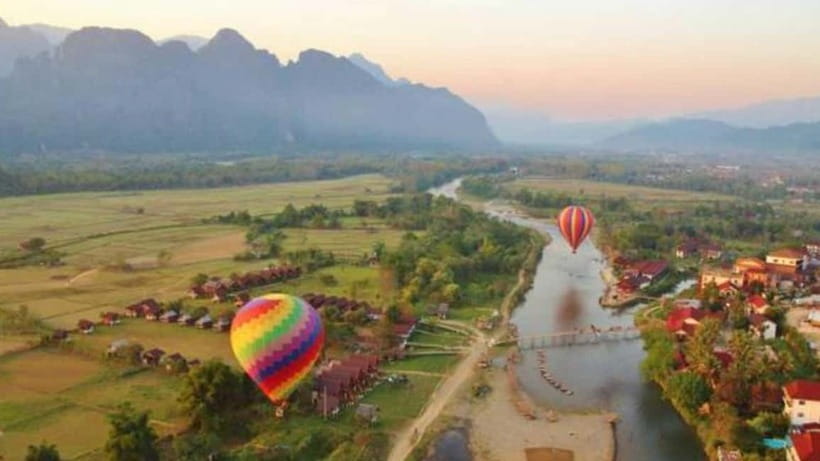 Vang Vieng: Hot Air Balloon Ride with City Hotel Pickup - Why Vang Vieng looks different from a balloon