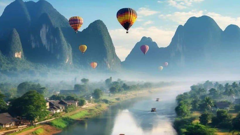 Vang vieng: Longtail boat&Hot Air Balloon&hotel pick-up - Morning flight: mist, coffee, and a river ride later
