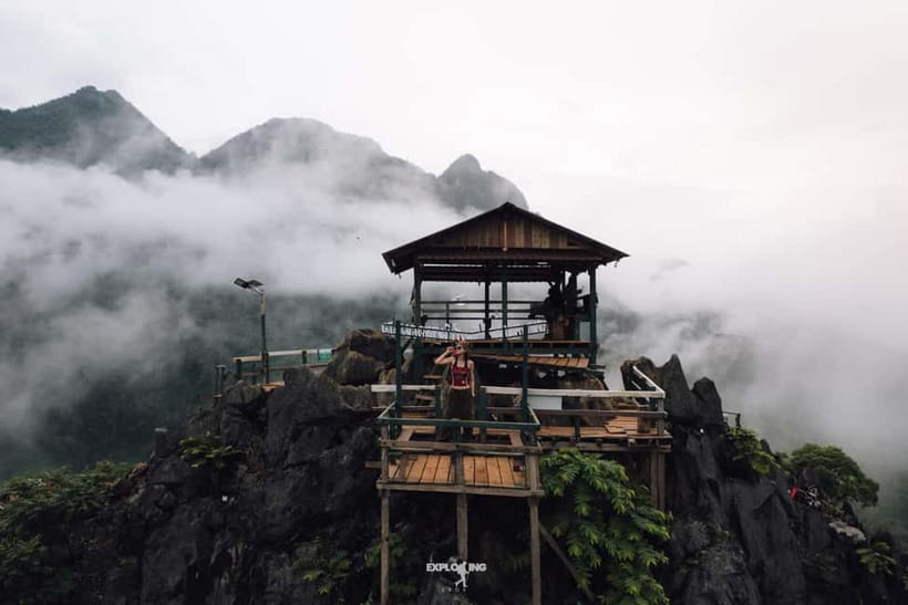 Vang Vieng: Namxay Viewpoint, Blue Lagoon 1 & Phoukham Cave - The guides are part of the value