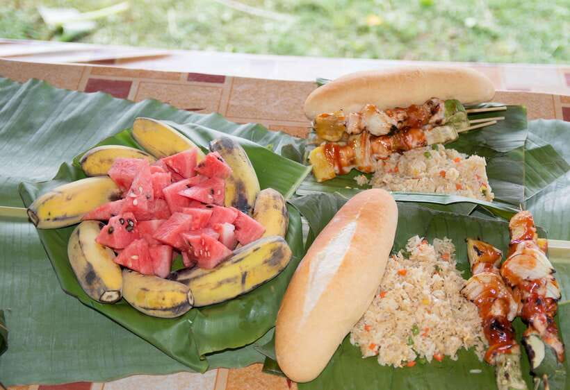 Vang Vieng: Tham Nangfar and Tham Nam Day Tour with Kayaking - Should you book the Nam Song cave tour?