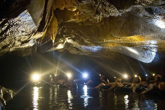 Vang Vieng Tour A Blue lagoon 3 with Caves and Zipline - Why this Vang Vieng day works so well