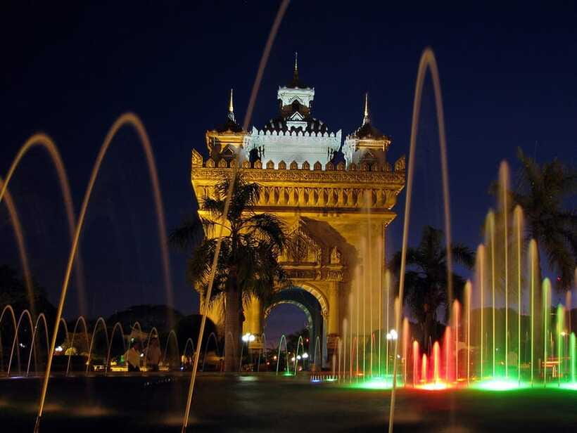 Vientiane City Highlights Tour with Buddha Park & Lunch - A Lao lunch with one point to clarify