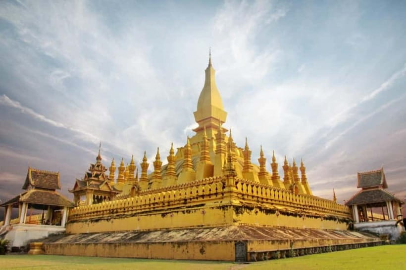 Vientiane: Half-Day City Tour - Morning or Afternoon - Patuxai for a City View
