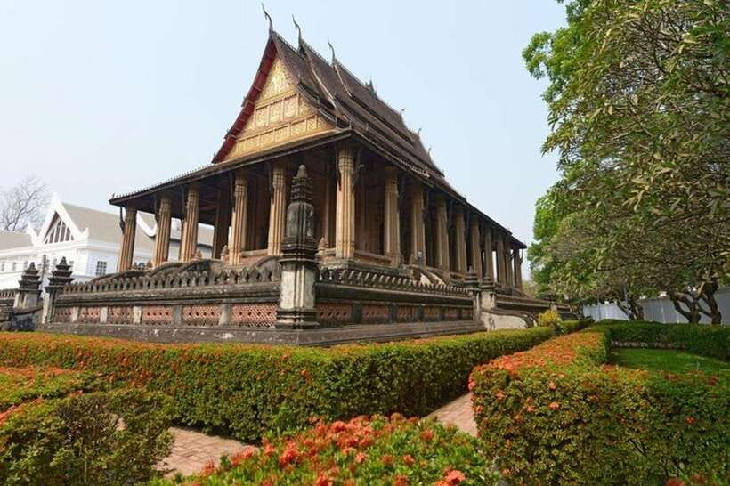 Vientiane : Private Custom Tour with a Local Guide - Key points at a glance