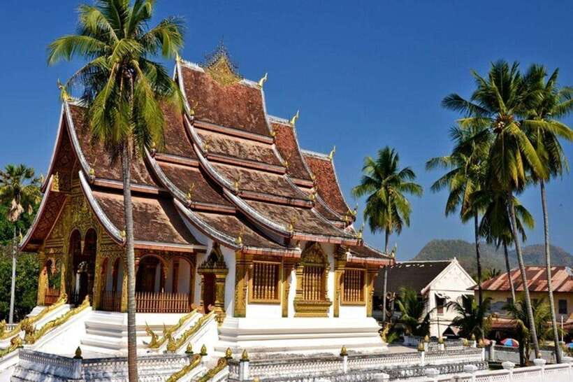 Vientiane : Private Custom Tour with a Local Guide - Getting photos, food advice, and a useful city plan