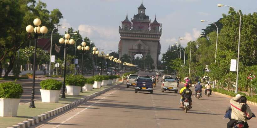 Vientiane: Private Full-day Must-See Sights & Sunset Tour - What the private setup adds