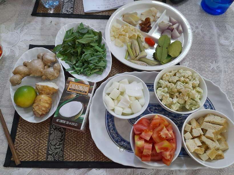 Vientiane Private Lao Cooking Class with Market Tour - What you will eat and where expectations matter